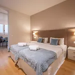 Three Bedroom Apartment In Paseo De Gracia