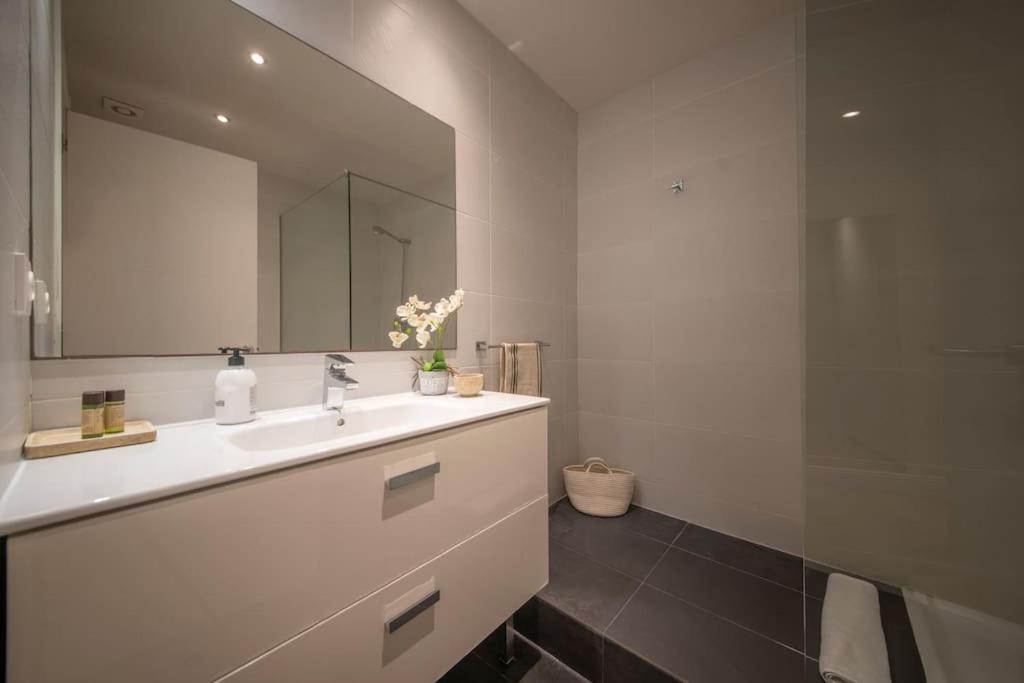 Apartment Three Bedroom In Paseo De Gracia *